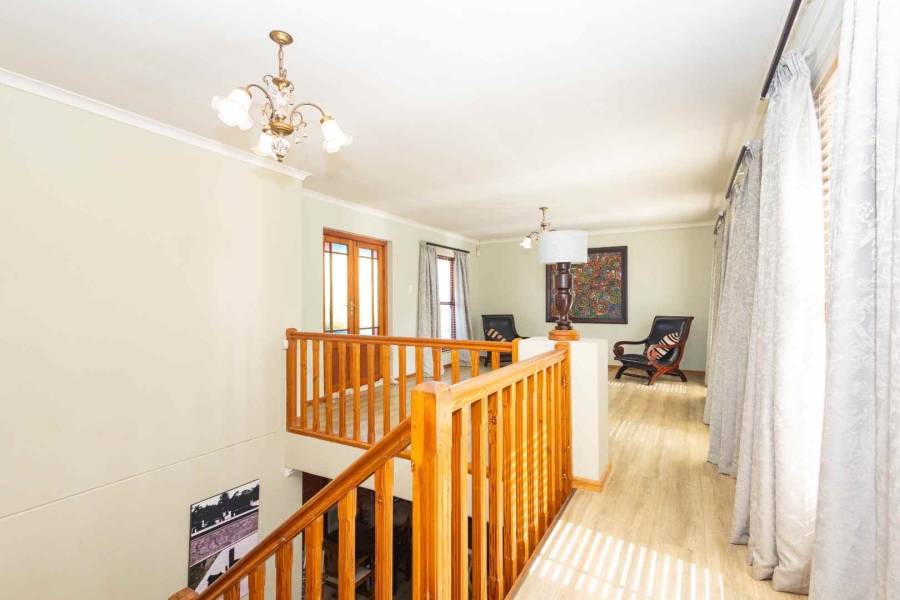 4 Bedroom Property for Sale in Panorama Western Cape